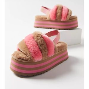 UGG DISCO PLATFORM SLIDES